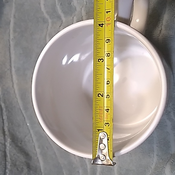 Large 25oz MINNIE MOUSE "WINTER MAGIC" MUG - Picture 4 of 7